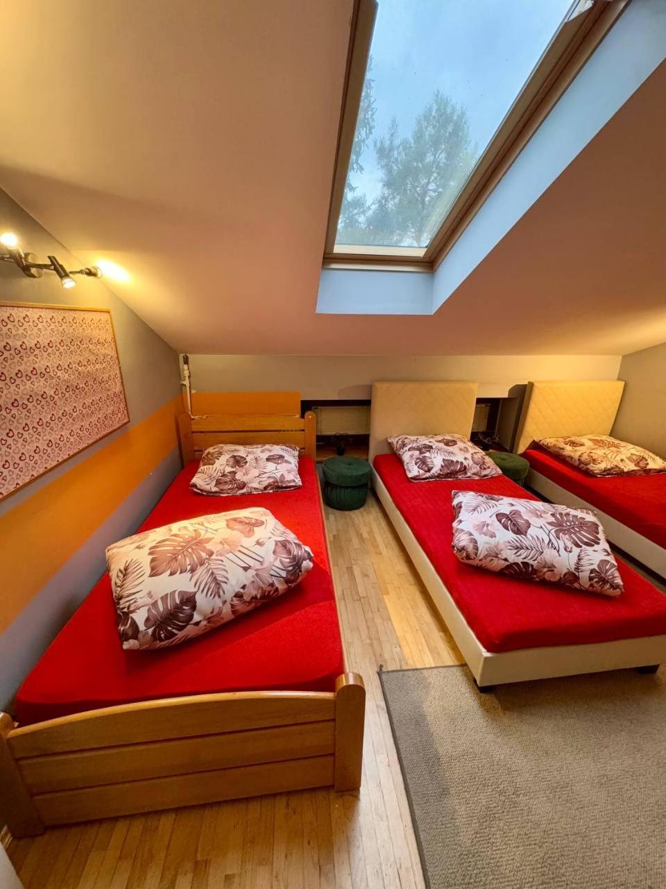 Vector Home Varsovia Exterior foto